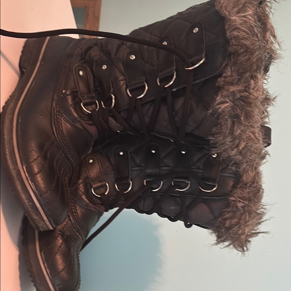 Women's SOREL  Black Fur-Lined Winter Boots
